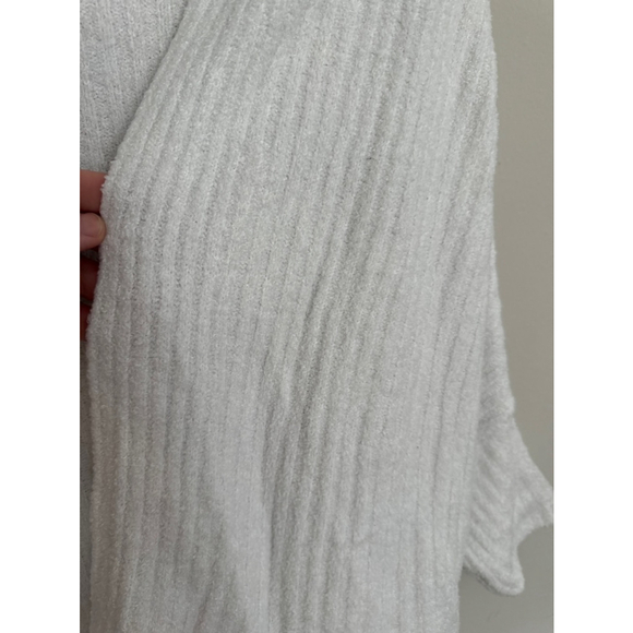 bundle of women’s Barefoot Dreams Cardigan S/M White - Picture 7 of 16